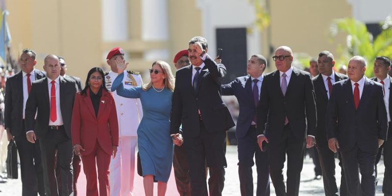 Maduro y sus funcionarios