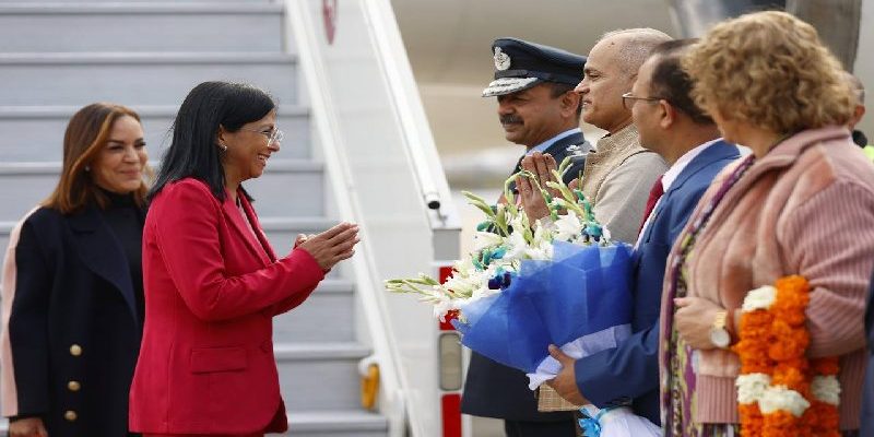 Delcy Rodríguez en la India