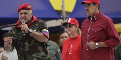 Diosdado Cabello y Nicolás Maduro