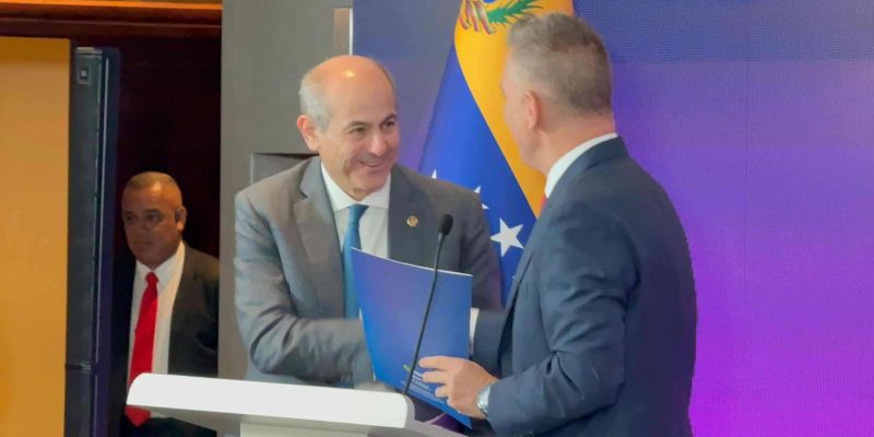 Imagen referencial principal - Bancamiga - Industriales venezolanos