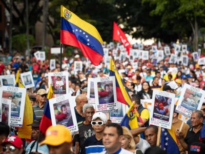 Marcha en Caracas para pedir la liberación de los niños retenidos en EEUU