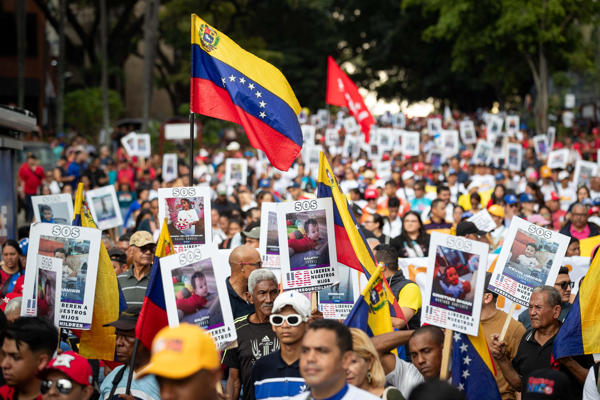 Marcha en Caracas para pedir la liberación de los niños retenidos en EEUU