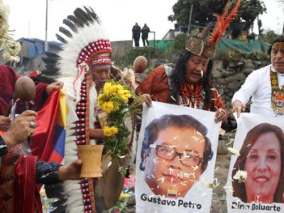 Chamanes peruanos