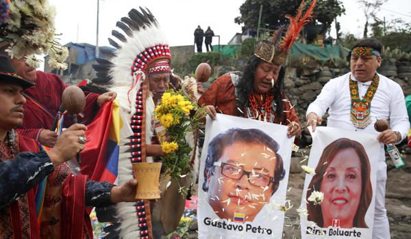 Chamanes peruanos