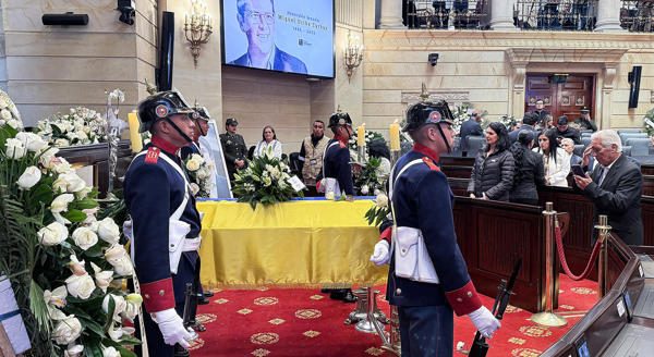 Funeral de Uribe Turbay