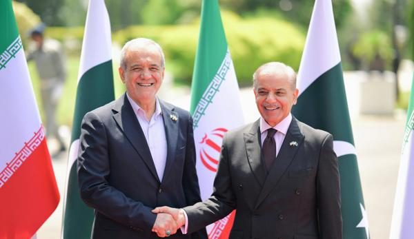 Irán y Pakistán
