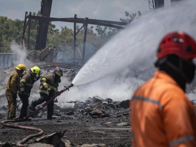 Bomberos y Protección Civil