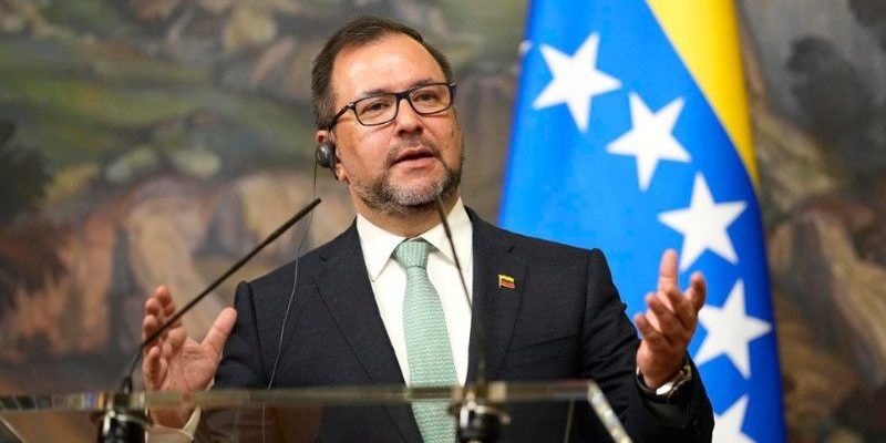 Yván Gil