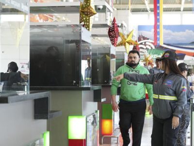 Venezolanos deportados de EEUU