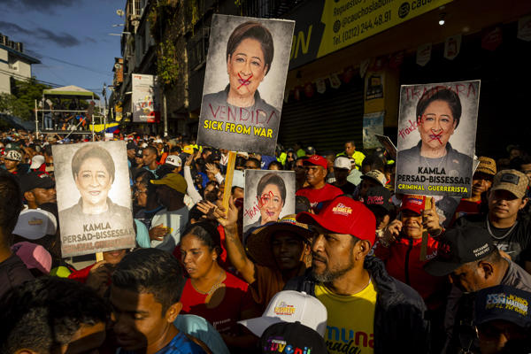 marcha en contra de Kamla Persad-Bissessar
