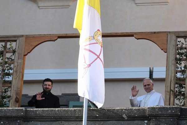 Papa León XIV y Zelenski