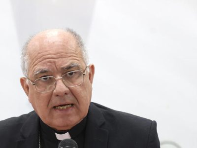 Monseñor Jesús González de Zárate