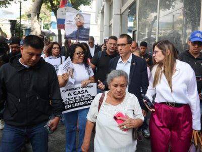 Familiares de presos políticos