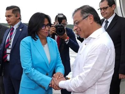 Petro - Delcy Rodríguez