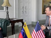 John Barrett - encargado de negocios de EEUU