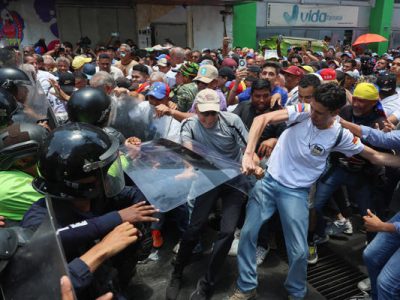 PNB reprime a los trabajadores y pensionados