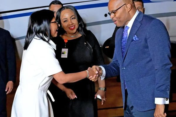 Delcy Rodríguez en Barbados