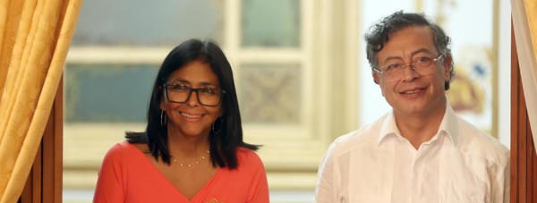 Delcy Rodríguez y Gustavo Petro