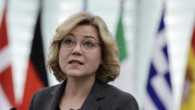 Henna Virkkunen - Bruselas - Google