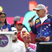 Delcy Rodríguez y Carlos Alexis Castillo