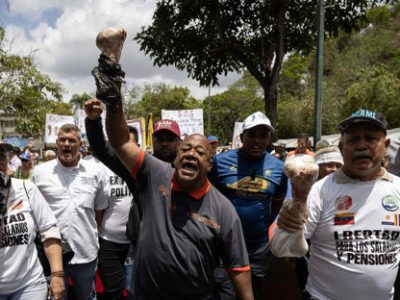 Sindicatos llaman a protestar por elecciones en Venezuela