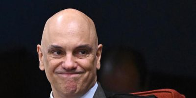 El Tribunal Supremo condena a Eduardo Bolsonaro a cuatro años de cárcel por coacciones