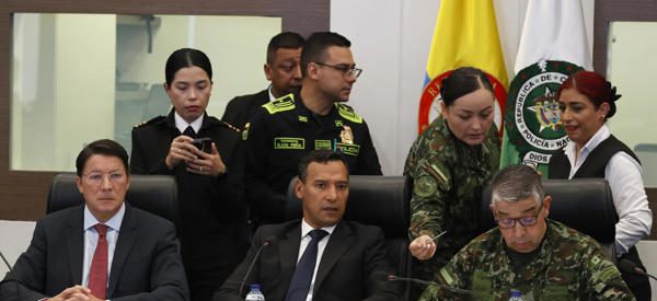 Autoridades colombianas garantizan la transparencia de los resultados en la segunda vuelta presidencial de Colombia