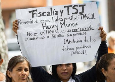 Denuncian deterioro de salud de presos en Venezuela vinculados a supuesto grupo terrorista
