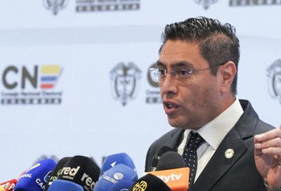 La autoridad electoral colombiana elude dar una fecha para declarar al presidente electo