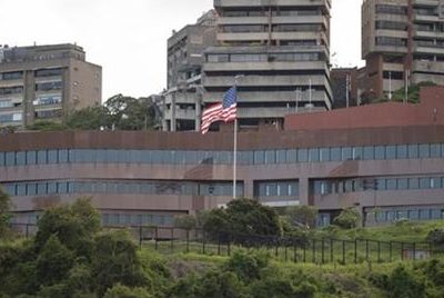 Presos - embajada de EEUU