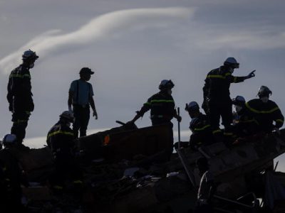 Rescatistas en Catia La Mar