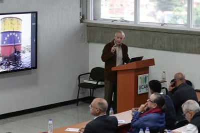 El desarrollo petrolero en Venezuela dependerá de la estabilidad política, según expertos