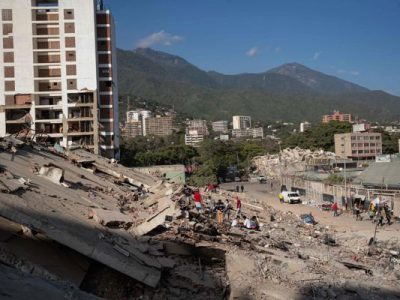 Los terremotos abren una inédita tregua diplomática para Venezuela