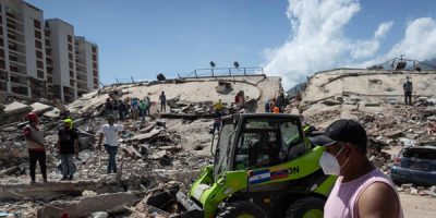 Delcy Rodríguez promete nuevas viviendas antes de que finalice el año, tras el doble terremoto