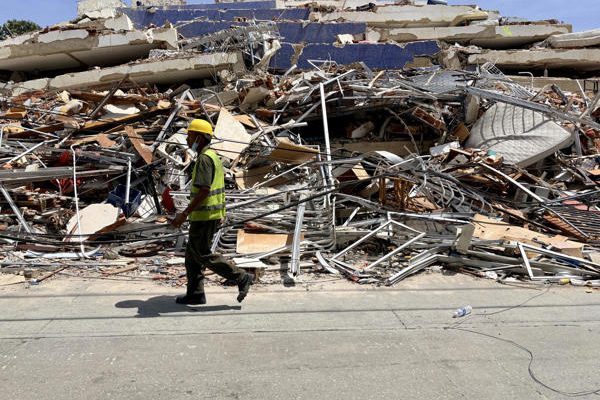 Se eleva a 2.595 los muertos y a 12.400 los heridos por el doble terremoto de Venezuela