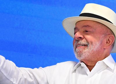 La ventaja de Lula sobre Flávio Bolsonaro aumenta a ocho puntos en último sondeo electoral