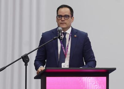 Venezuela mantendrá el proceso de reestructuración de su deuda externa, pese a los terremotos