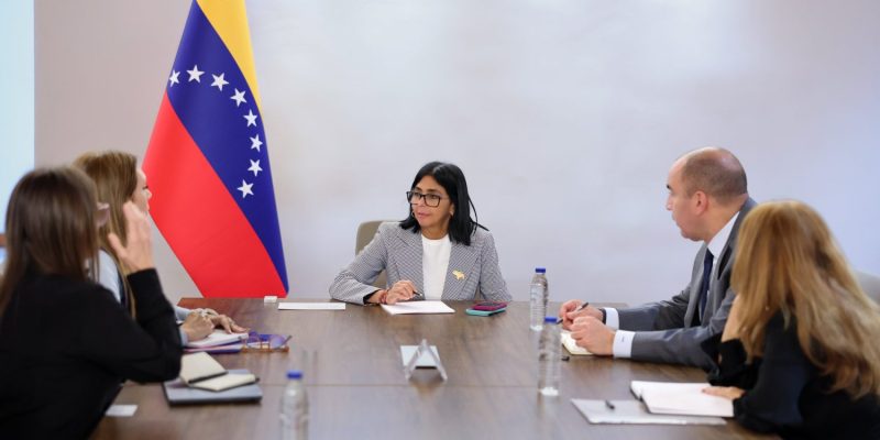 Delcy Rodríguez - Venezuela Renace