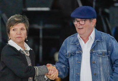 Denuncian al presidente electo de Colombia De la Espriella por presunto hostigamiento a firmantes de paz