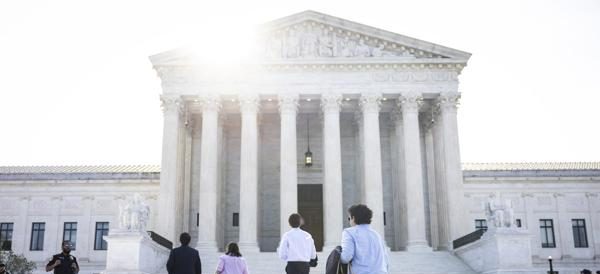 Supremo de EE.UU. considera ilegal la orden de Trump que limita ciudadanía por nacimiento