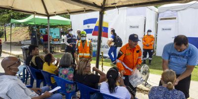Heridos de la búsqueda entre escombros, víctimas colaterales de los sismos en Venezuela