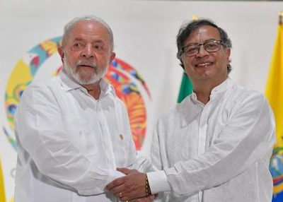 Petro se compromete ante Lula a promover una transición pacífica de Gobierno en Colombia