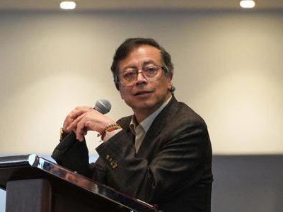 La oposición colombiana presenta un gabinete alterno para controvertir a De la Espriella - Gustavo Petro
