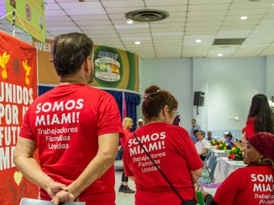 El 77% de trabajadores latinos en Miami cree que la economía e inmigración empeora en EEUU