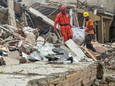Instituto de Medicina Legal de Colombia ha recibido 304 cuerpos de víctimas del terremoto