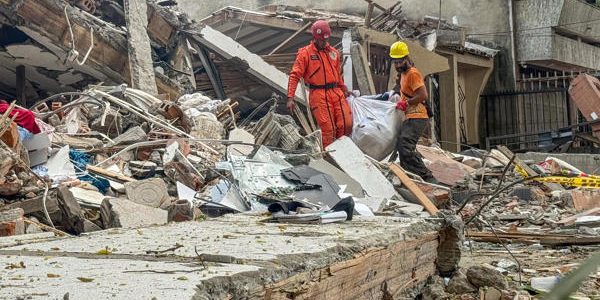 Instituto de Medicina Legal de Colombia ha recibido 304 cuerpos de víctimas del terremoto