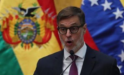 Cancilleres de Bolivia y Venezuela hablan por teléfono para fortalecer relación bilateral (Félix Plasencia)