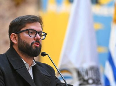 Boric pide coherencia en la política y asegura que Maduro "se había robado las elecciones"