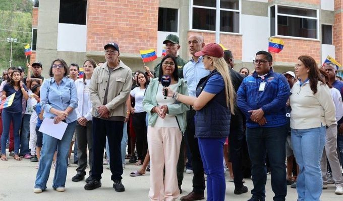Delcy Rodríguez - viviendas
