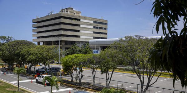 Aeropuerto de Maiquetía retomará operaciones en septiembre en terminal temporal